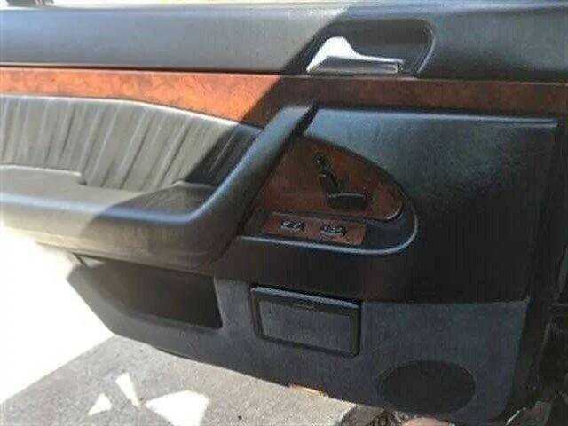 Mercedes-benz-s-class-1995-11