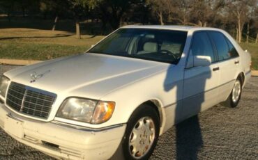 Mercedes-benz-s-class-1995-3