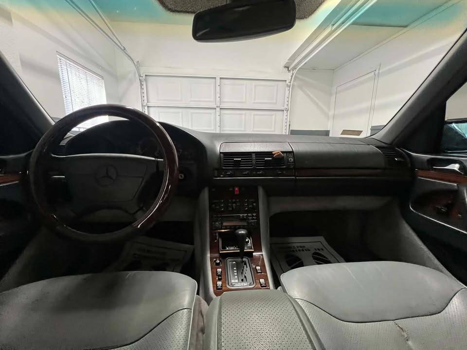 Mercedes-benz-s-class-1995-black-5