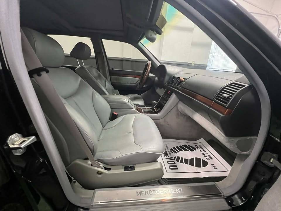 Mercedes-benz-s-class-1995-black-8