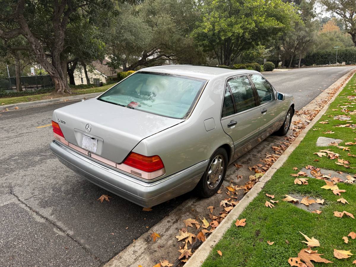 Mercedes-benz-s-class-1996-silver-17