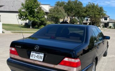 Mercedes-benz-s-class-1997-black-3