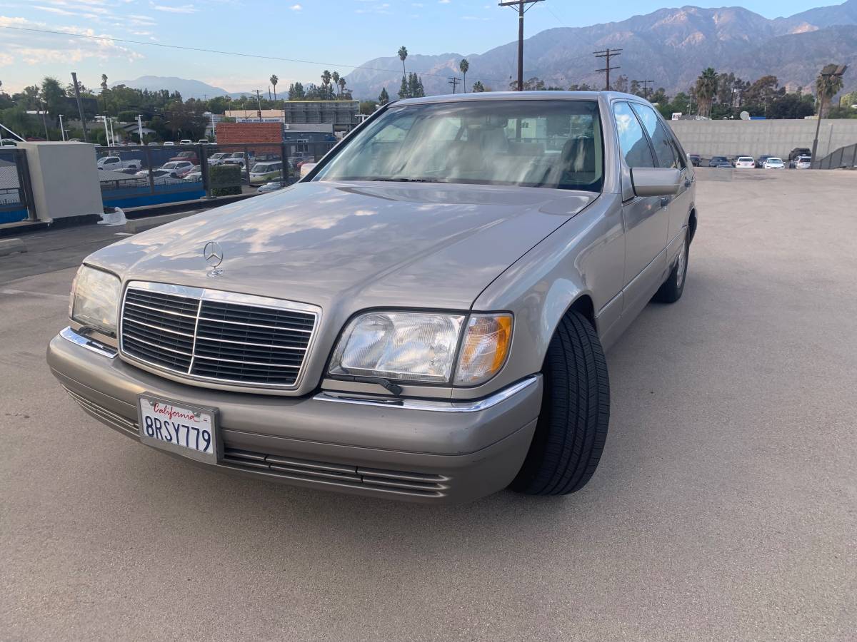 Mercedes-benz-s420-1996-grey-1
