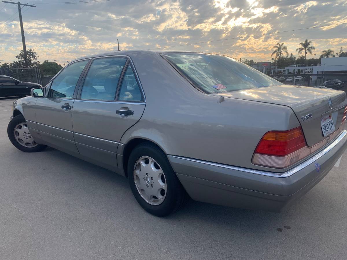 Mercedes-benz-s420-1996-grey-7
