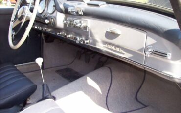 Mercedes-benz-sl-class-1957-silver-9