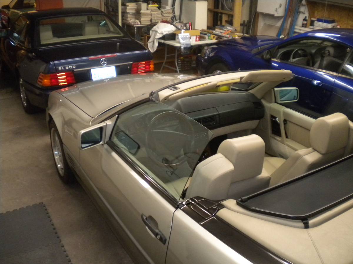 Mercedes-benz-sl320-1995-silver-11