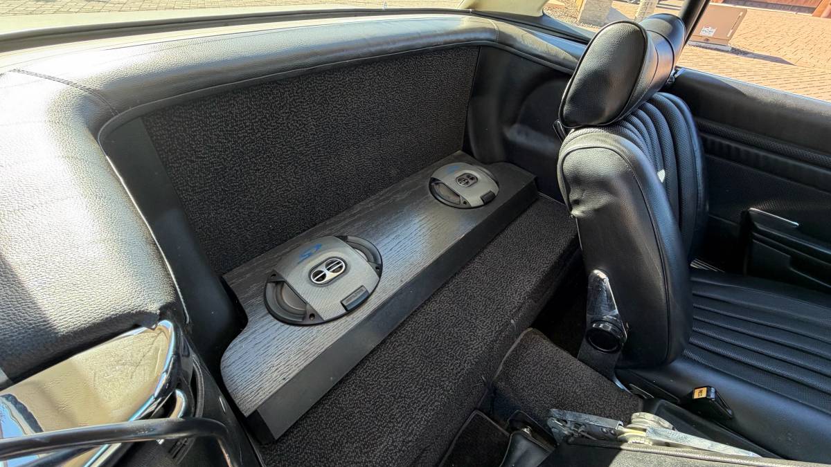 Mercedes-benz-sl450-1975-silver-20