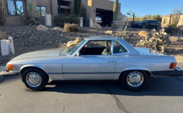 Mercesed-450sl-1975-silver-1