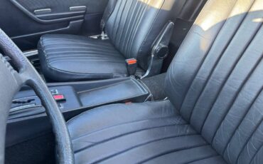 Mercesed-450sl-1975-silver-12