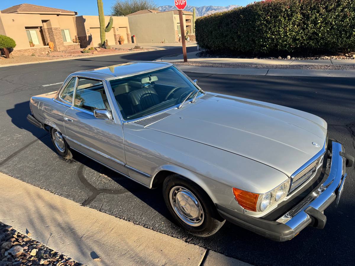 Mercesed-450sl-1975-silver-2