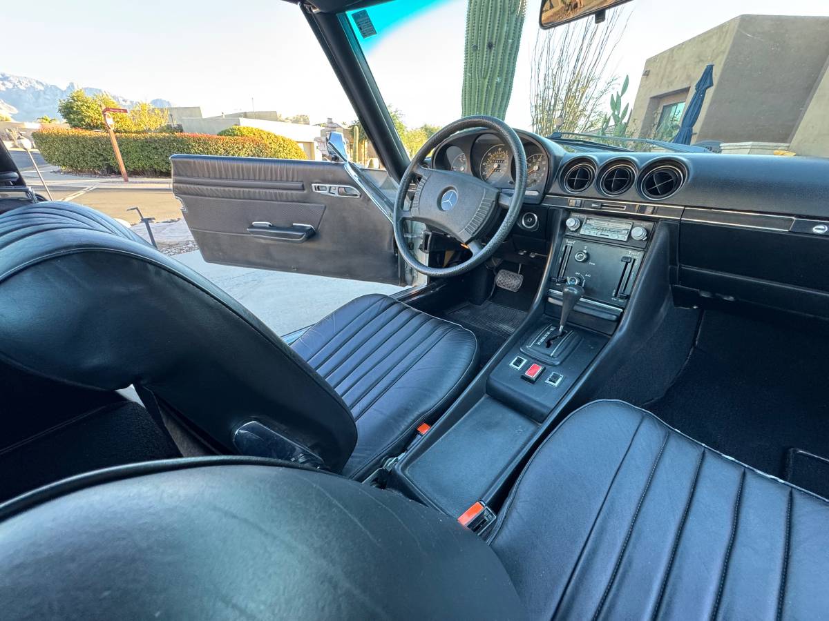 Mercesed-450sl-1975-silver-7