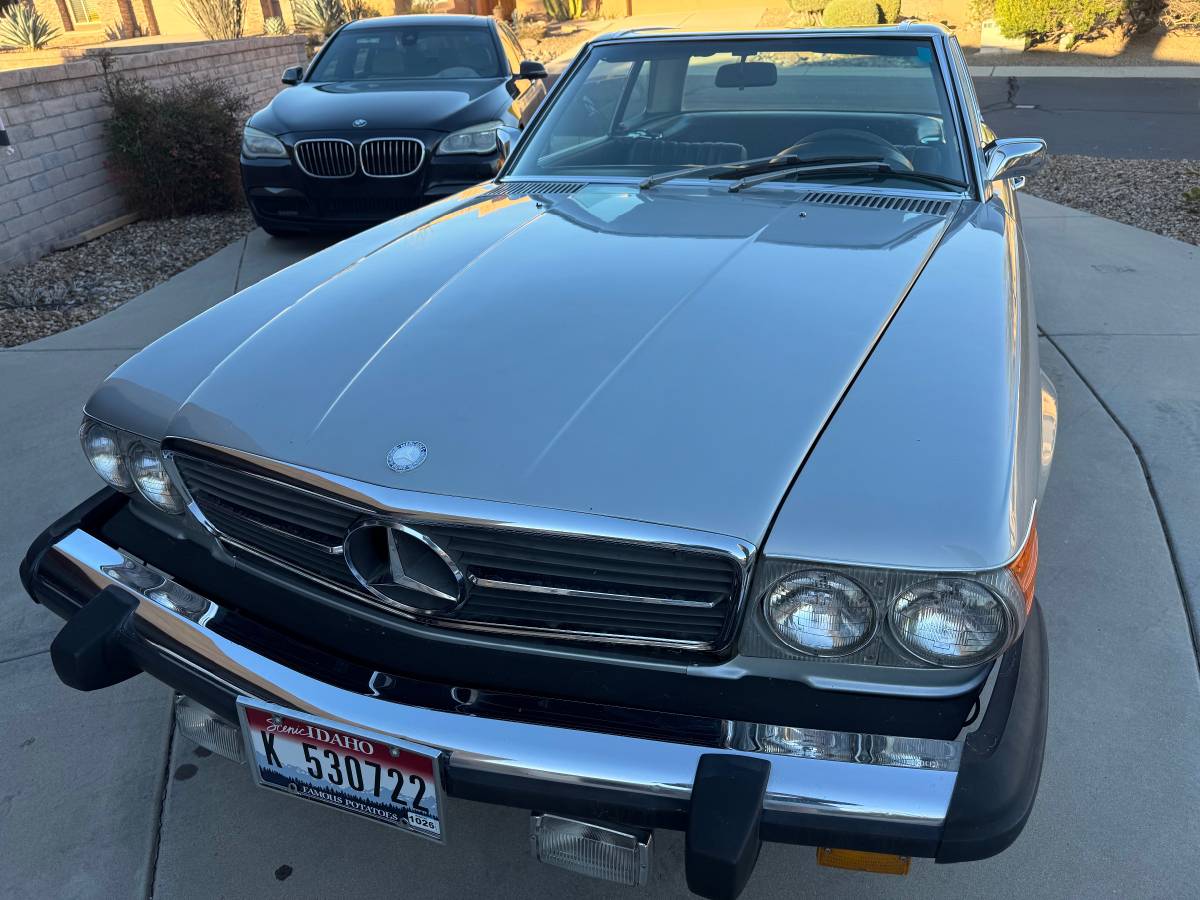 Mercesed-450sl-1975-silver-9