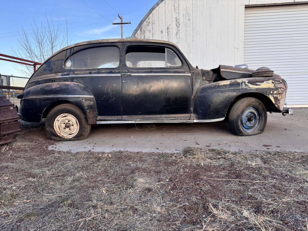 Mercury-1942-black-2