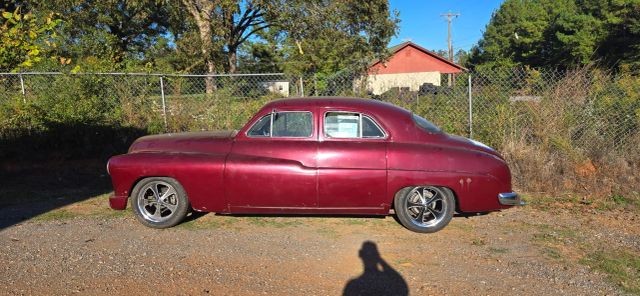 Mercury-8-1950-Sedan