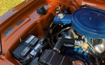 Mercury-Capri-1974-Ontario-Orange-Cream-13