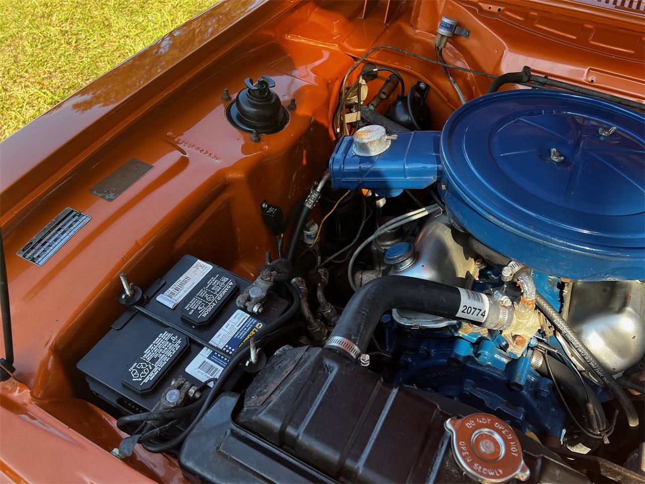 Mercury-Capri-1974-Ontario-Orange-Cream-13