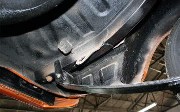 Mercury-Capri-1974-Ontario-Orange-Cream-20