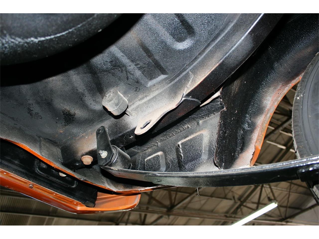 Mercury-Capri-1974-Ontario-Orange-Cream-20