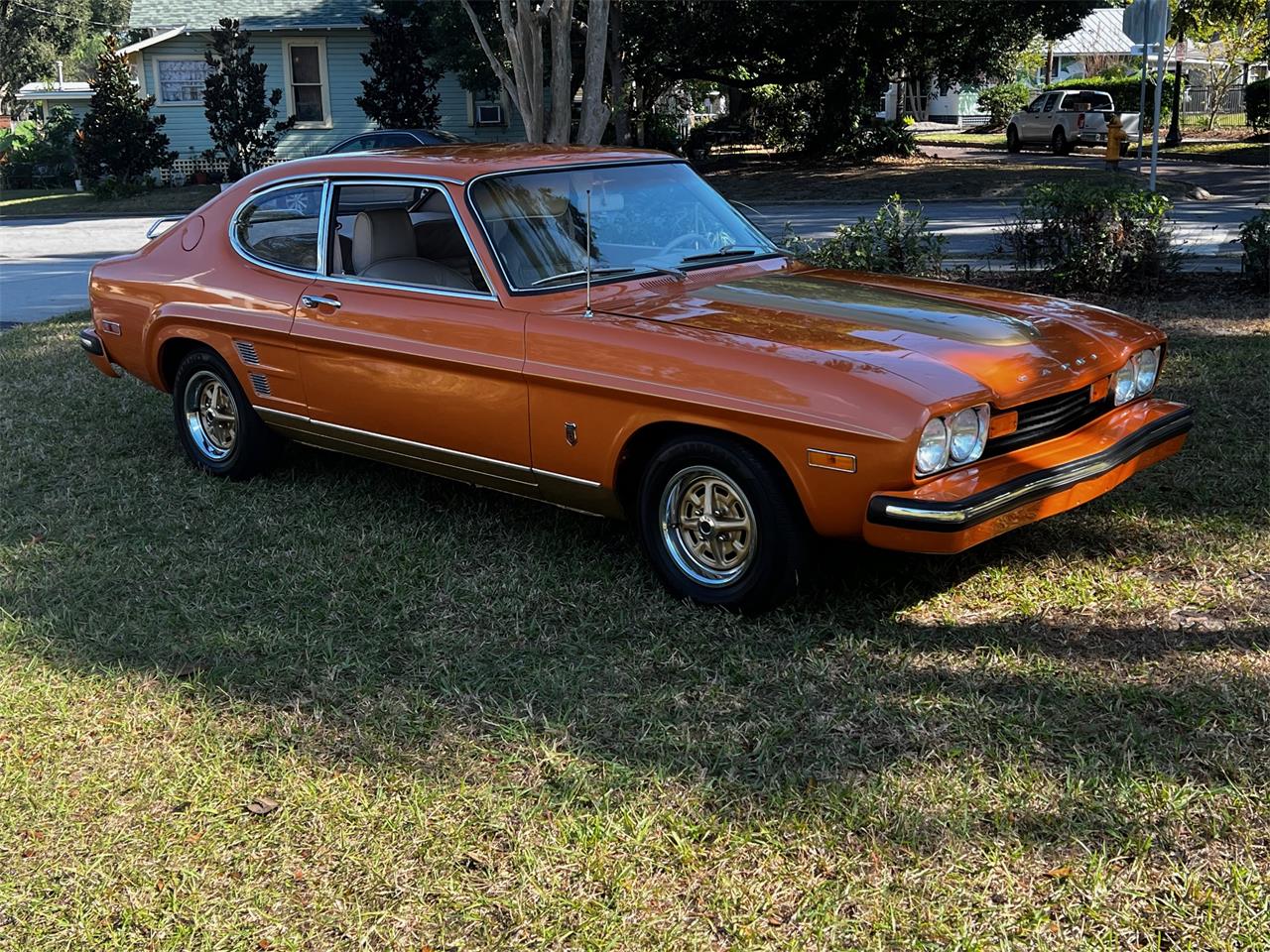 Mercury-Capri-1974-Ontario-Orange-Cream-23