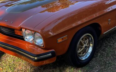 Mercury-Capri-1974-Ontario-Orange-Cream-27