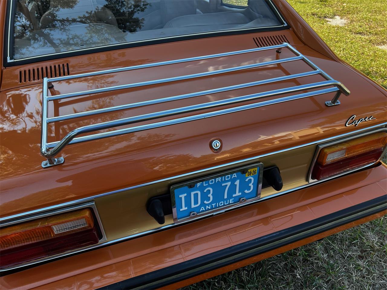 Mercury-Capri-1974-Ontario-Orange-Cream-34