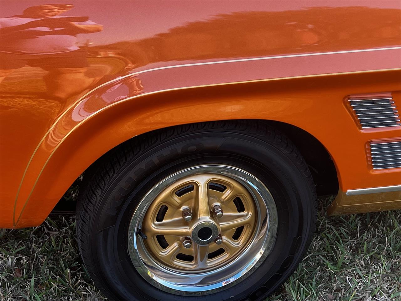 Mercury-Capri-1974-Ontario-Orange-Cream-36