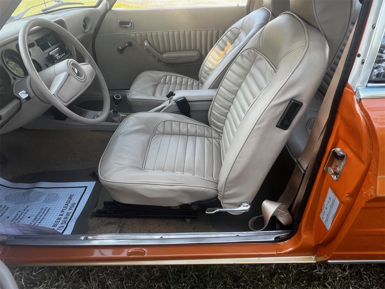 Mercury-Capri-1974-Ontario-Orange-Cream-37