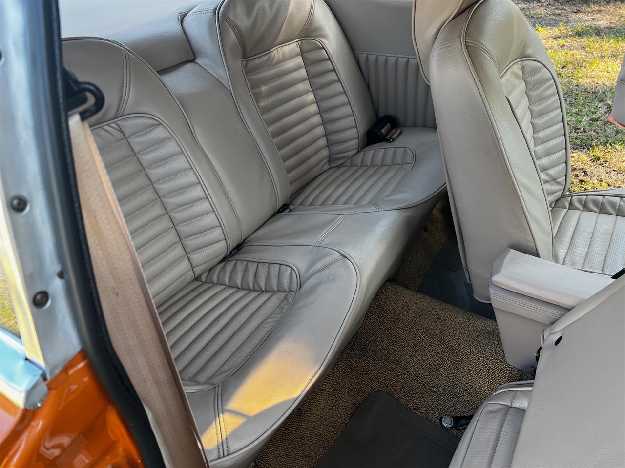 Mercury-Capri-1974-Ontario-Orange-Cream-44