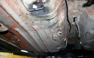 Mercury-Capri-1974-Ontario-Orange-Cream-69