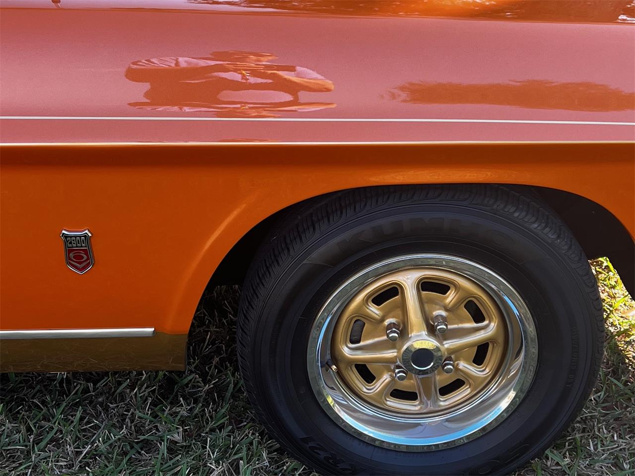 Mercury-Capri-1974-Ontario-Orange-Cream-8