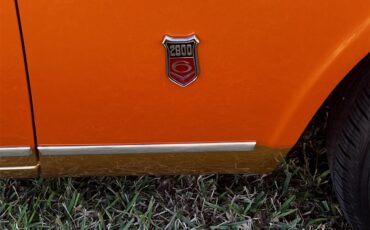 Mercury-Capri-1974-Ontario-Orange-Cream-9