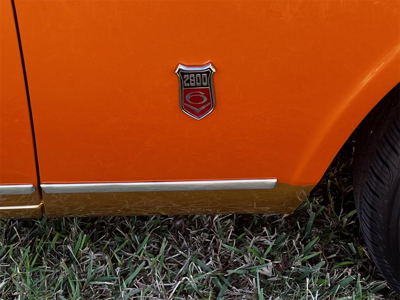 Mercury-Capri-1974-Ontario-Orange-Cream-9