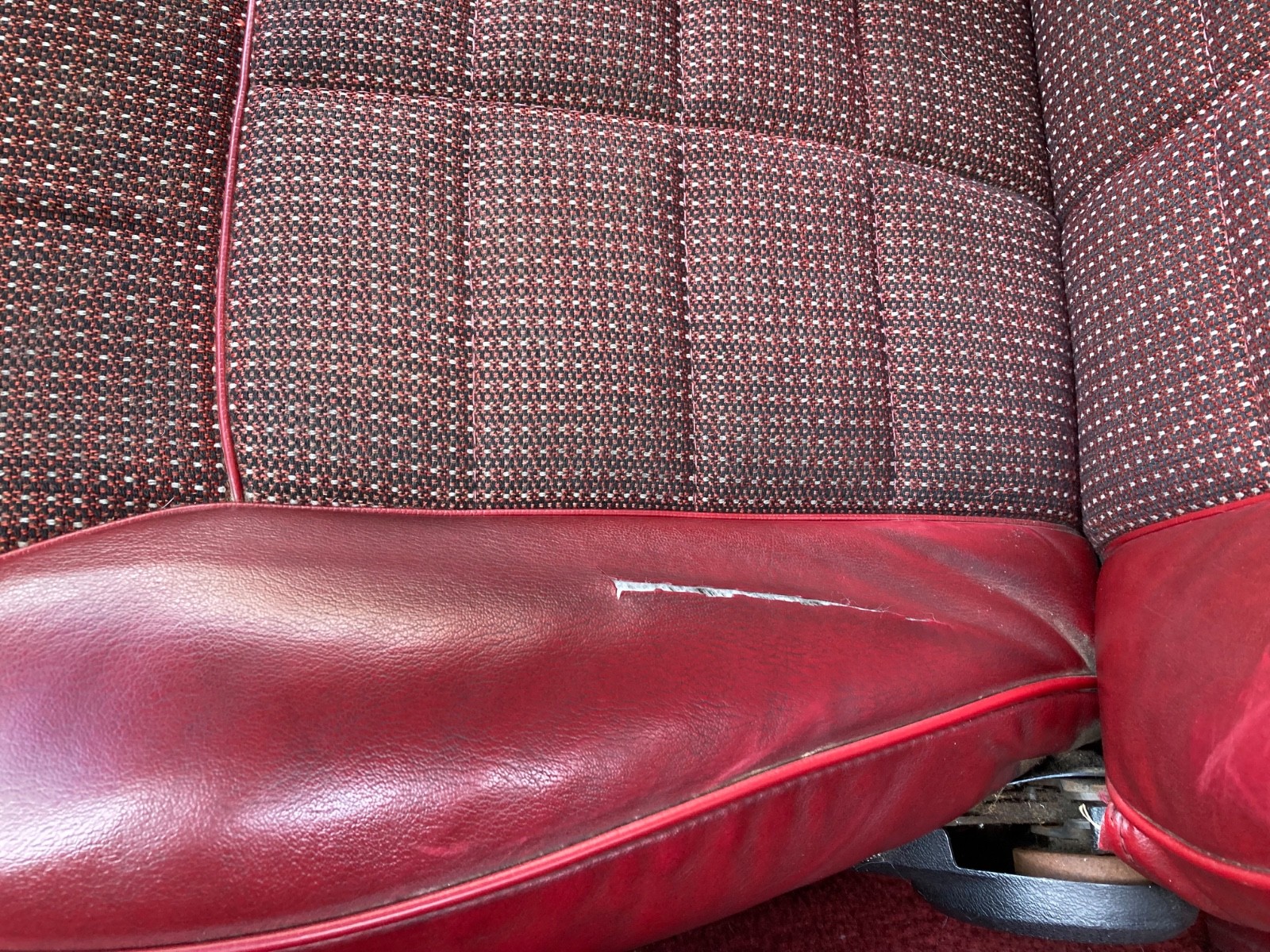 Mercury-Capri-1982-Hatchback-14