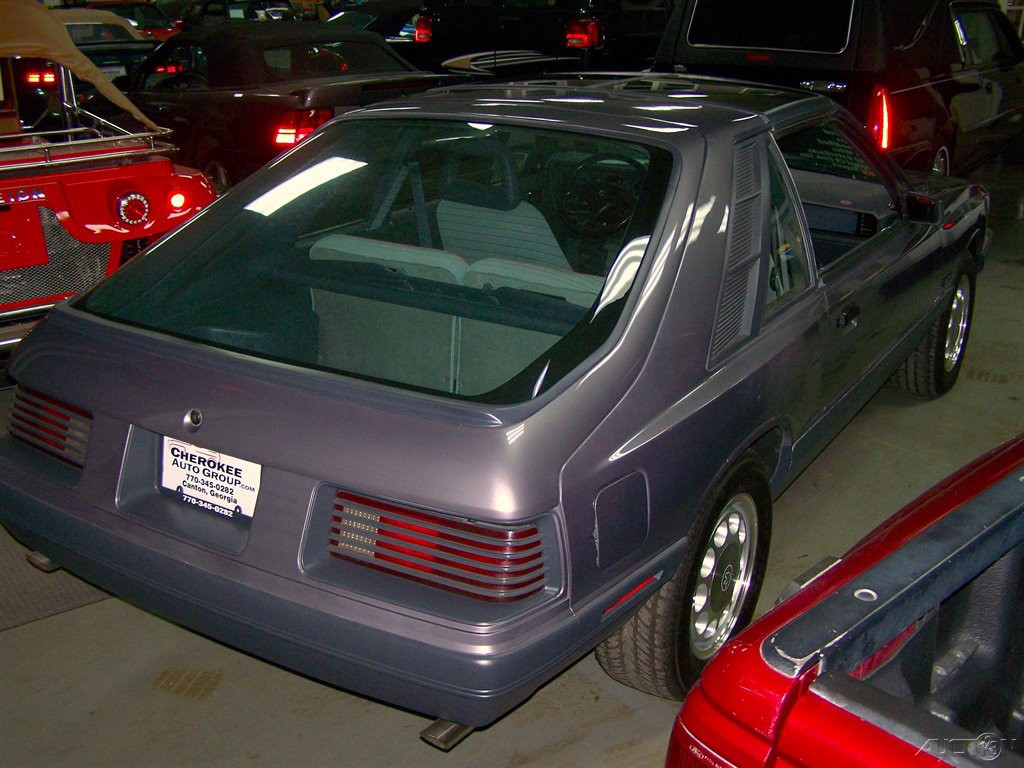Mercury-Capri-1985-Hatchback-20