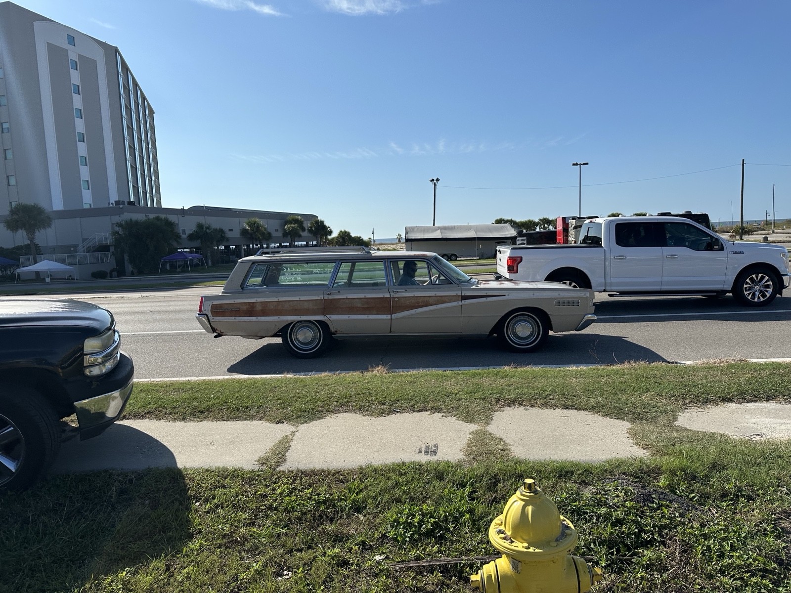 Mercury-Colony-Park-1966-Wagon-13