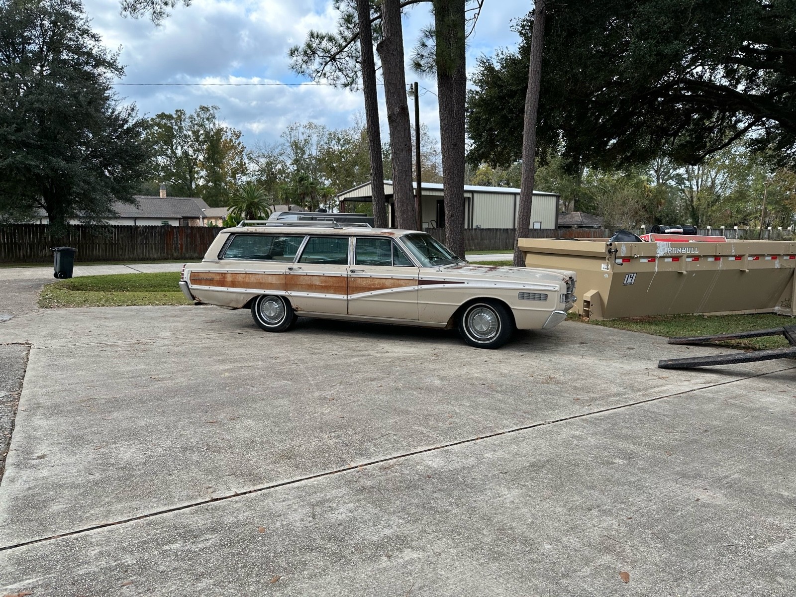 Mercury-Colony-Park-1966-Wagon-3