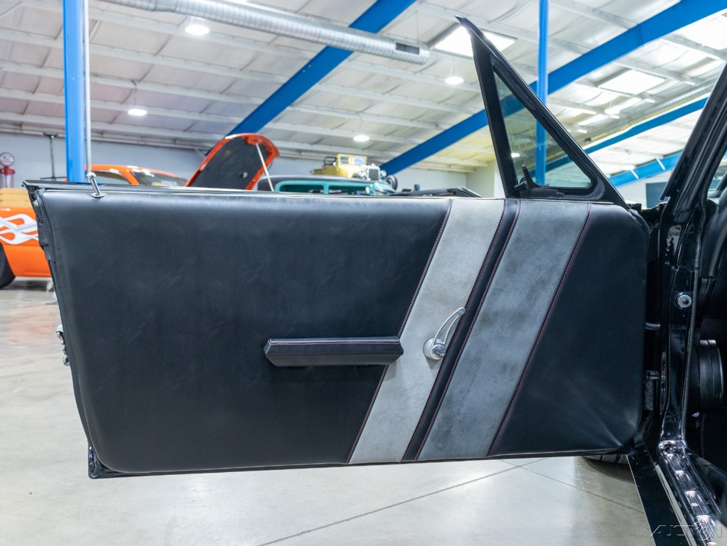 Mercury-Cougar-1967-Other-23