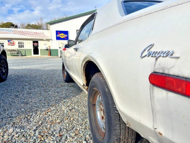 Mercury-Cougar-1968-Coupe-11