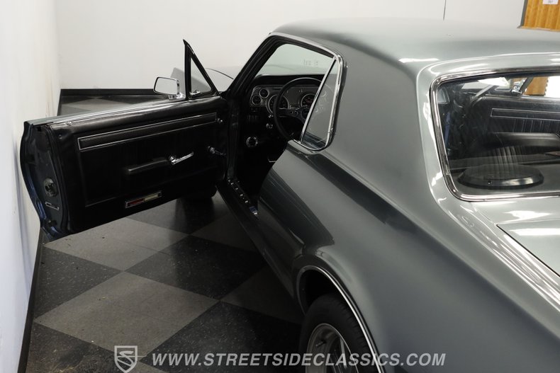 Mercury-Cougar-1968-Gunmetal-Gray-Black-35