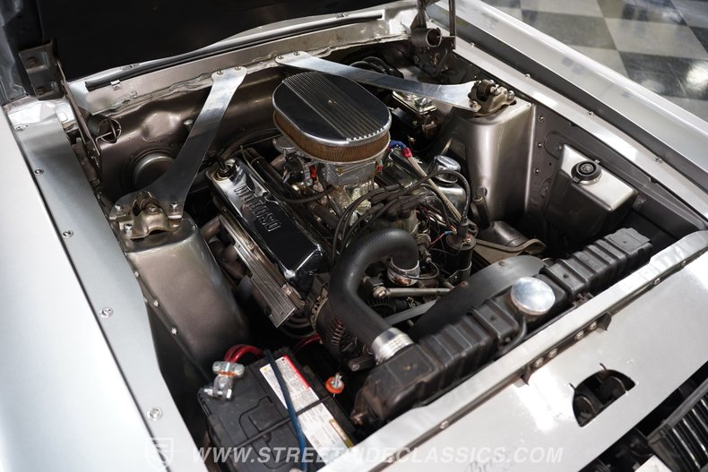 Mercury-Cougar-1968-Silver-Black-31