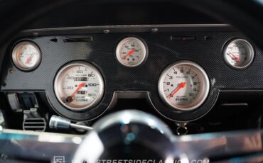 Mercury-Cougar-1968-Silver-Black-36