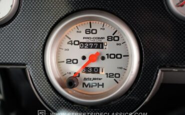 Mercury-Cougar-1968-Silver-Black-37