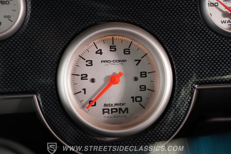 Mercury-Cougar-1968-Silver-Black-38