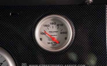 Mercury-Cougar-1968-Silver-Black-41