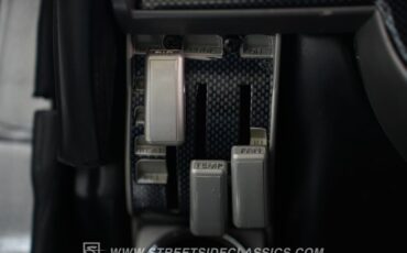 Mercury-Cougar-1968-Silver-Black-43