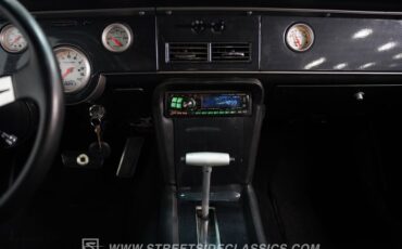 Mercury-Cougar-1968-Silver-Black-44