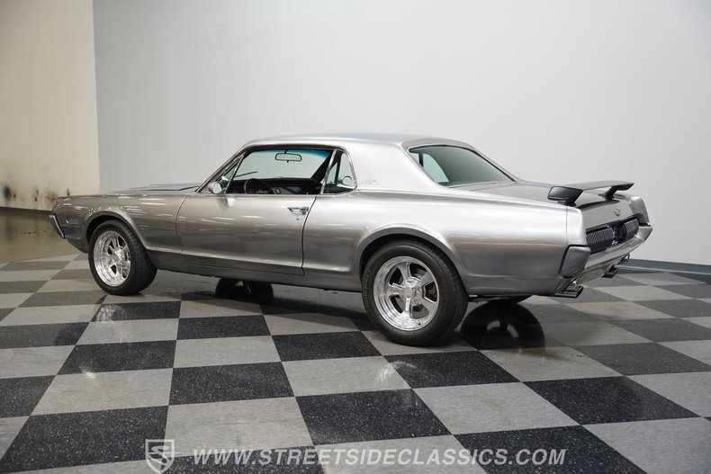 Mercury-Cougar-1968-Silver-Black-7