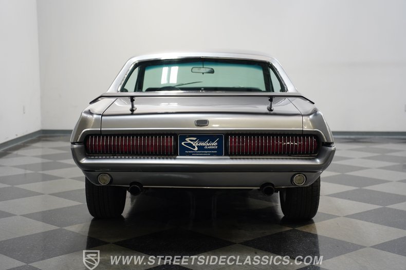Mercury-Cougar-1968-Silver-Black-9