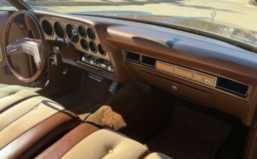 Mercury-Cougar-1974-Coupe-23