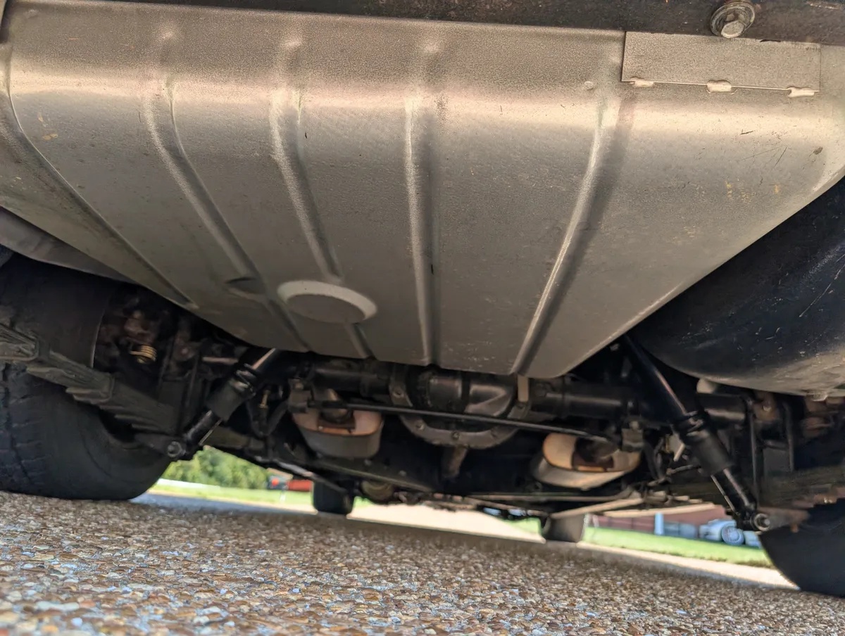 Mercury-Custom-1950-Dark-Metallic-Blue-Tan-Leather-Hydes-19